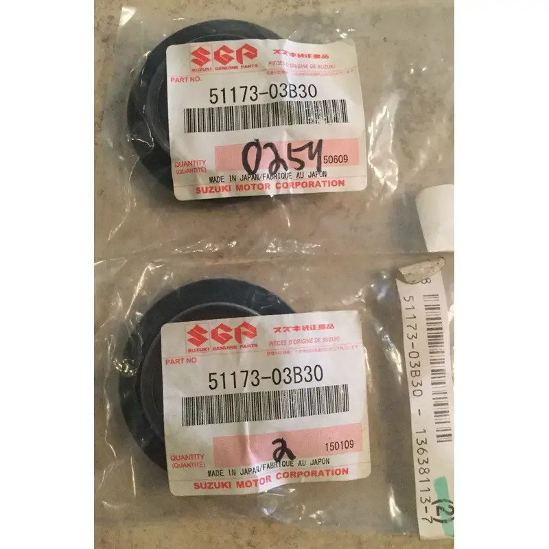 SUZUKI OEM FORK DUST DAMPER SEALS SET OF 2 2002-2018 02-18 RM85L RM 85 85L