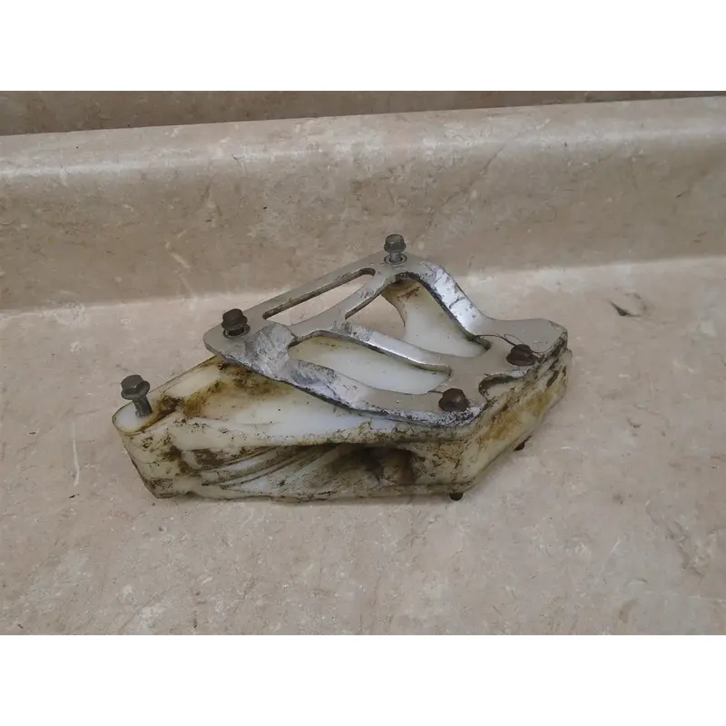 Suzuki 250 RMX RMX250 RMX250-T Used Rear Chain Guide 1991 SB75