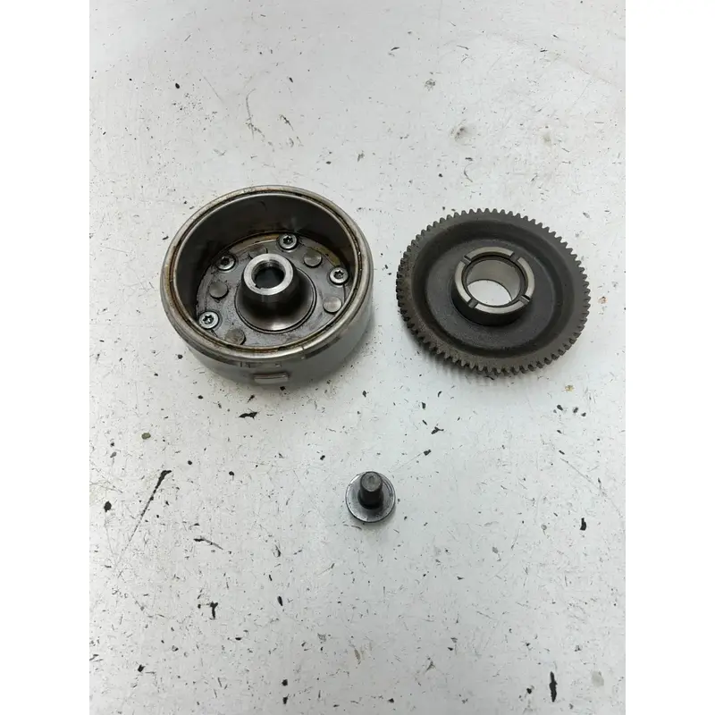 85 1985 Honda Fourtrax TRX250 Trx 250 OEM Flywheel Fly Wheel Magneto Gear Bolt