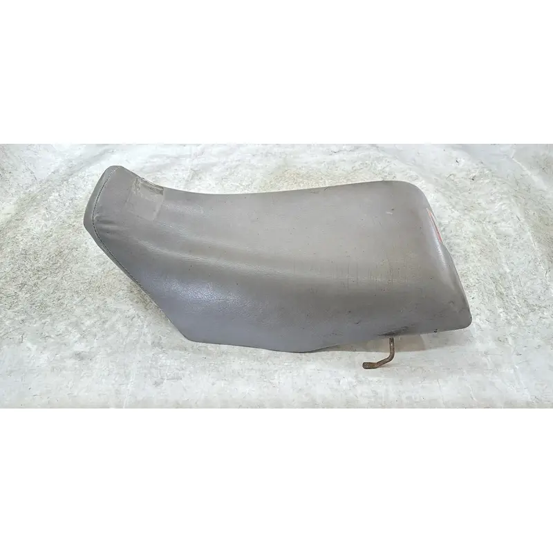 USED OEM 88-96 HONDA TRX300 TRX 300 TRX300FW FOURTRAX COMPLETE GRAY SEAT W LATCH