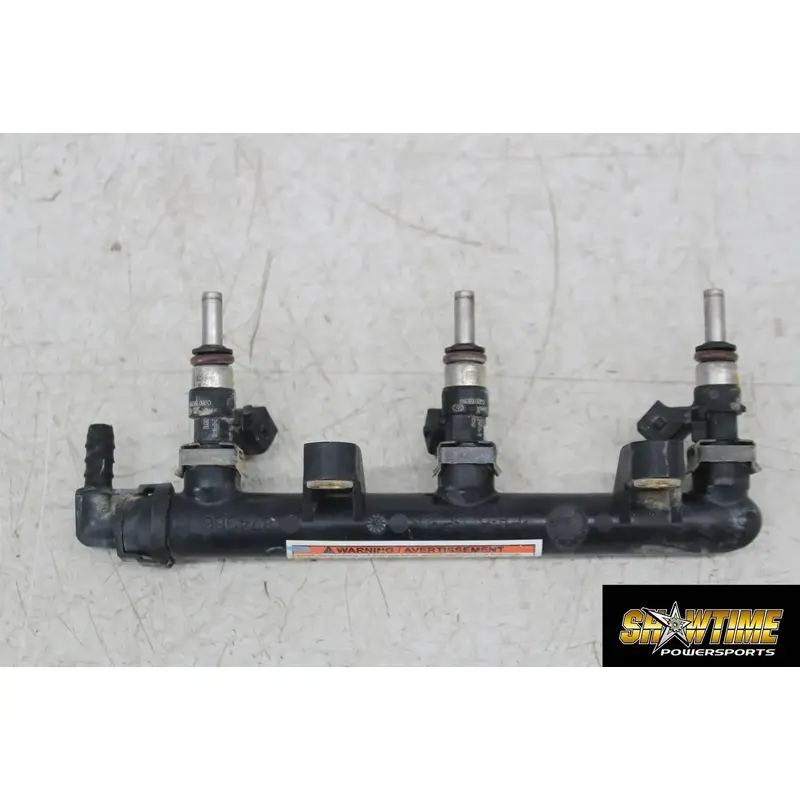 17-21 CAN-AM MAVERICK X3 TURBO MAIN FUEL INJECTORS RAIL