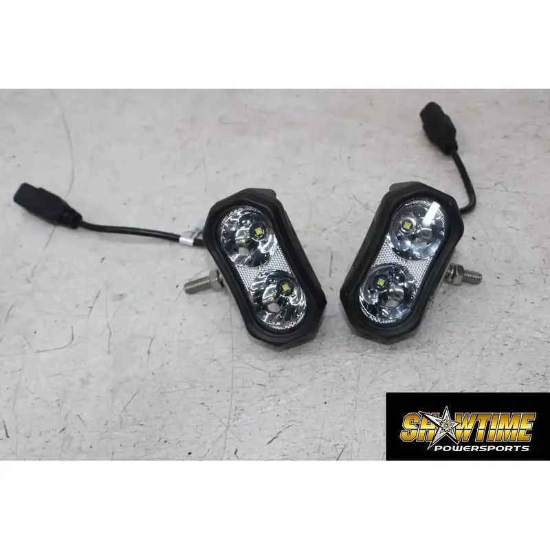 04 BOMBARDIER OUTLANDER 400 TRAVELLER FRONT HEAD LIGHT LAMP HEADLIGHT PAIR