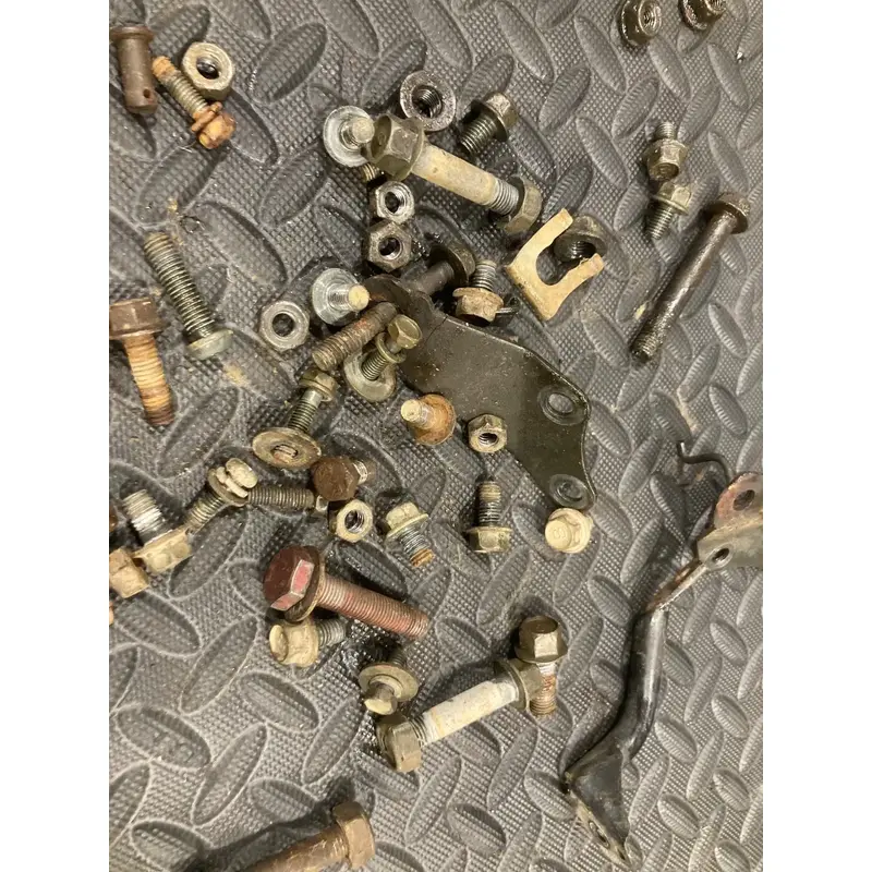 Misc Bolts Nuts Washers Kit For Yamaha  Warrior 350