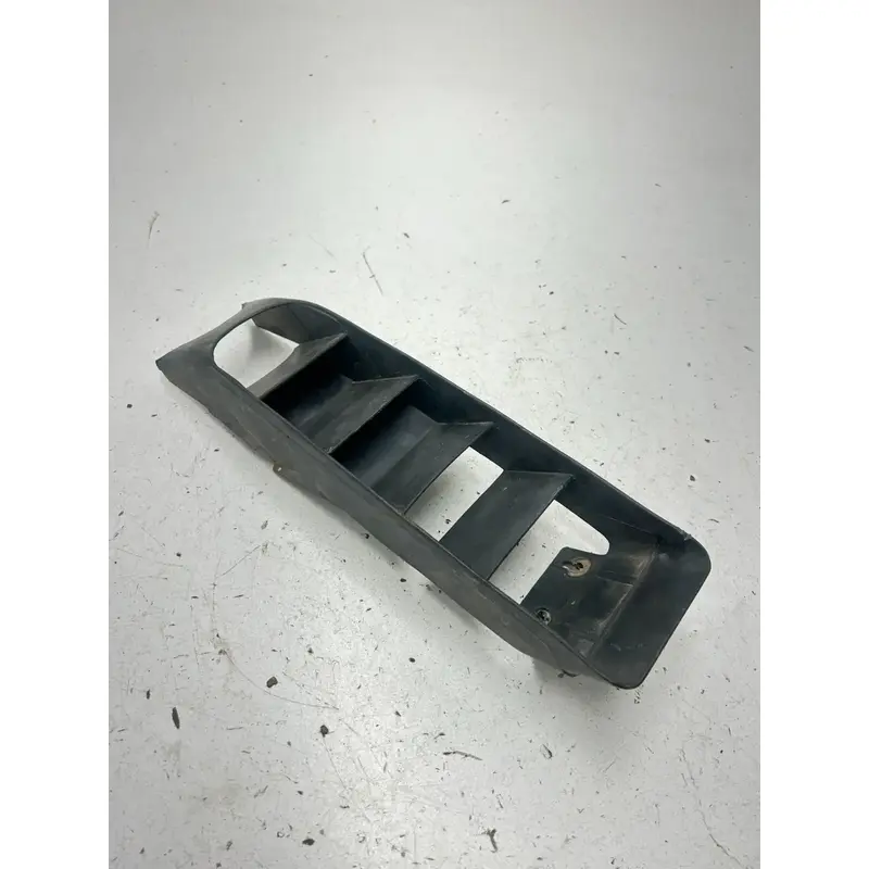 88 1988 Polaris Trail Boss 250 4x4 OEM GOOD! Front Louver Fender Grill NoseGuard