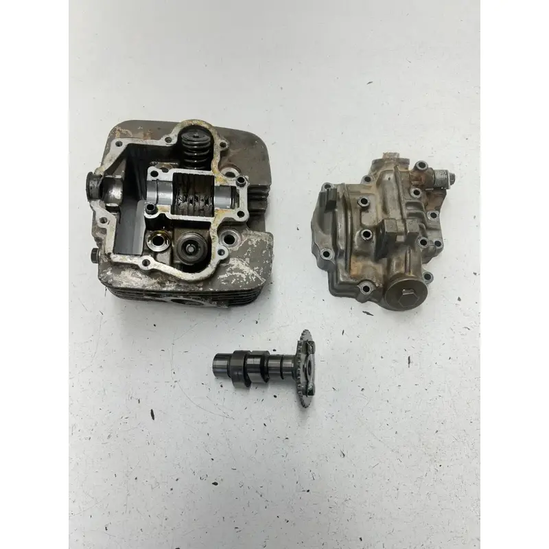 85 1985 Suzuki QuadSport Lt 230 S LT230S OEM Cylinder Head Cap Cam Valve Cover