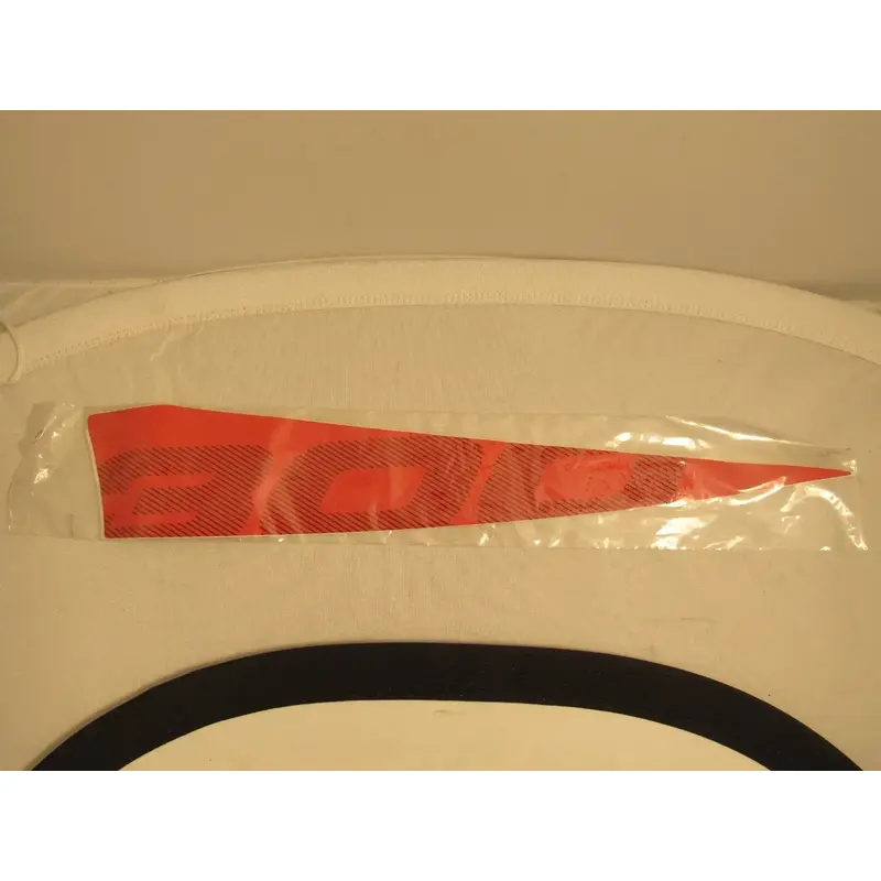 DRAGON RED, FRONT DECAL LATERAL RH/ 219905386