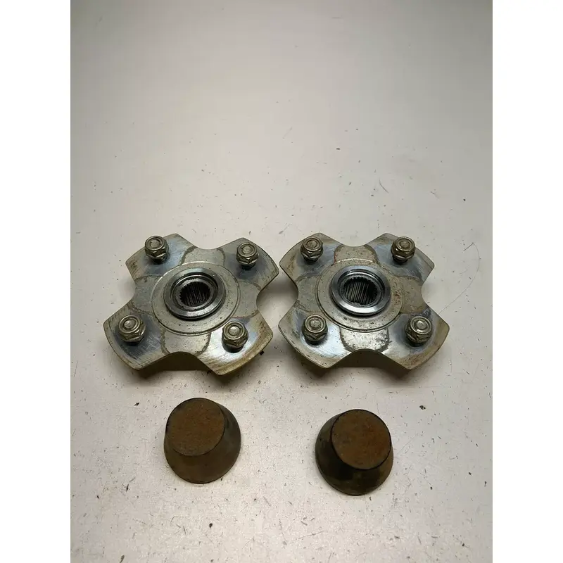 2005 05 POLARIS PHOENIX 200 Rear Back Hubs Hub L R Lugs Dust Cap Cover #2