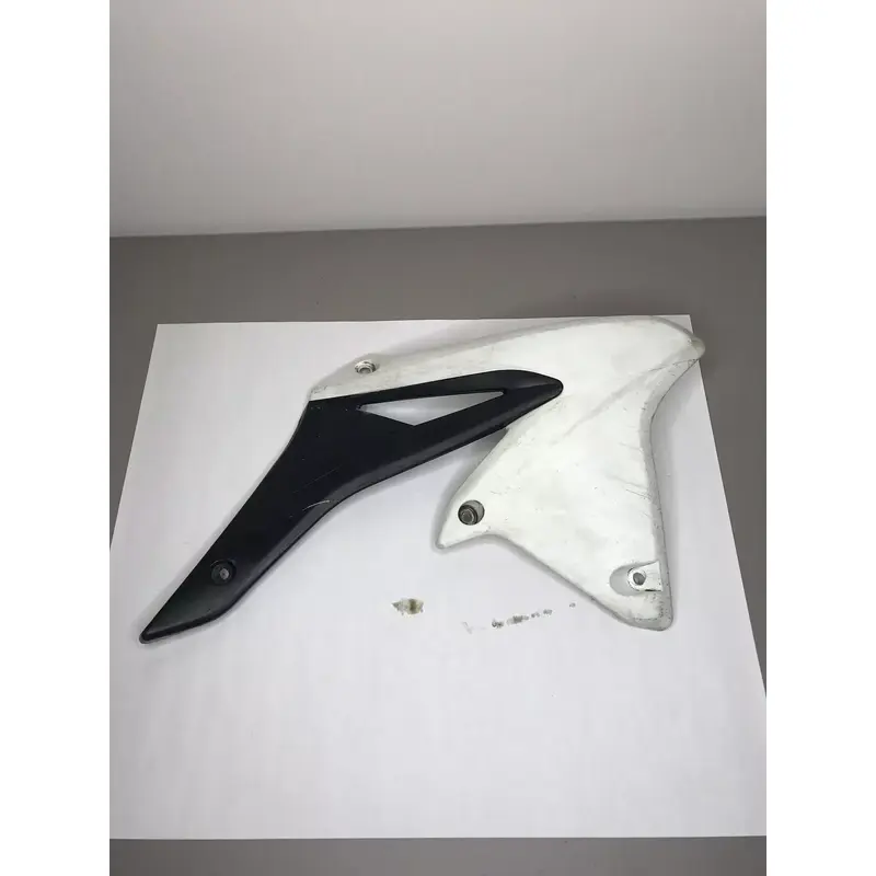 2014 Rmz 250 Right Side Tank Shroud Plastic White