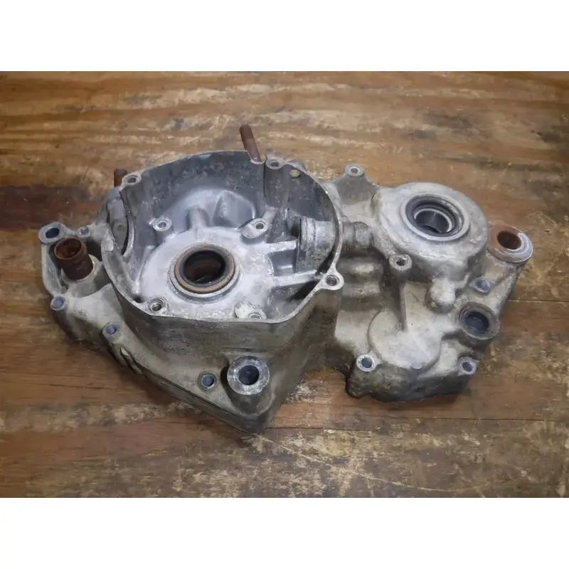 2000 Rm250 Left Side Crankcase Crank Case Stator Side 1996 1997 1998 1999 2000