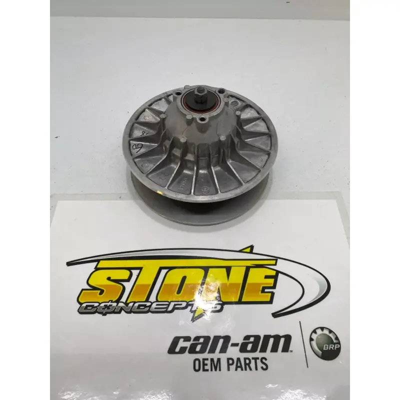 USED CanAm Outlander Renegade Maverick Commander Secondary Clutch Assembly 1000