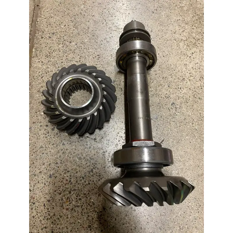 18 CAN-AM MAVERICK X3 TURBO MAX R TRANSMISSION PINION DRIVE SHAFT BEVEL GEAR SET