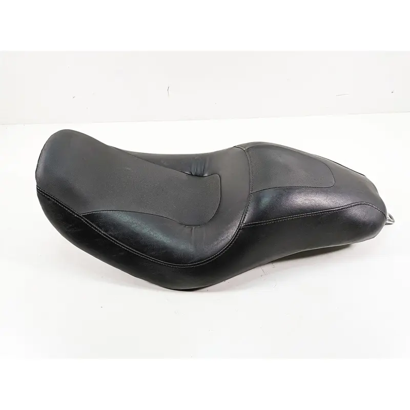 2009 Harley FXDF Dyna Fat Bob Oem Duo Rider Driver Seat Saddle 53108-08
