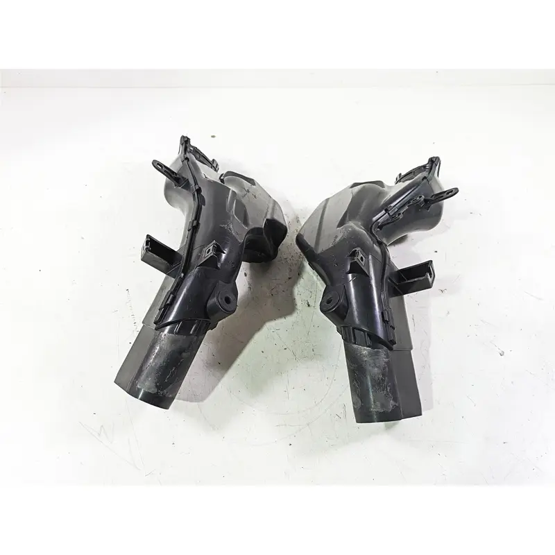 2018 Suzuki GSX1300 R Hayabusa Air Intake Duct Set 94420-15H01 94430-15H01