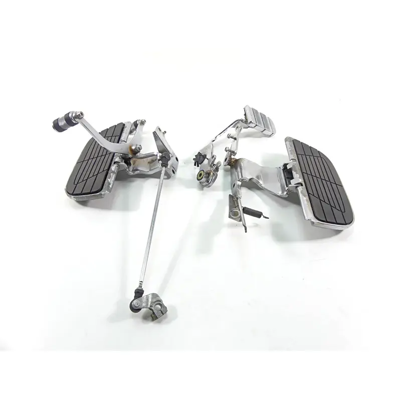 2002 Honda VTX1800 R Front L+R Floor Board Shifter Brake Pedal 50612-MCV-010