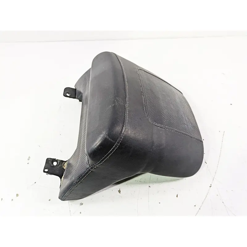 2012 Harley VRSCF Muscle V Rod Rear Passenger Seat Saddle - Read 52438-09