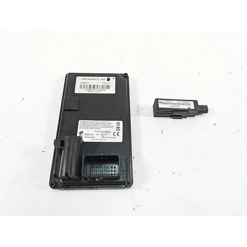 2018 Harley Touring FLHXSE CVO Street Glide Bcm X-Axis Control Module 41000341C