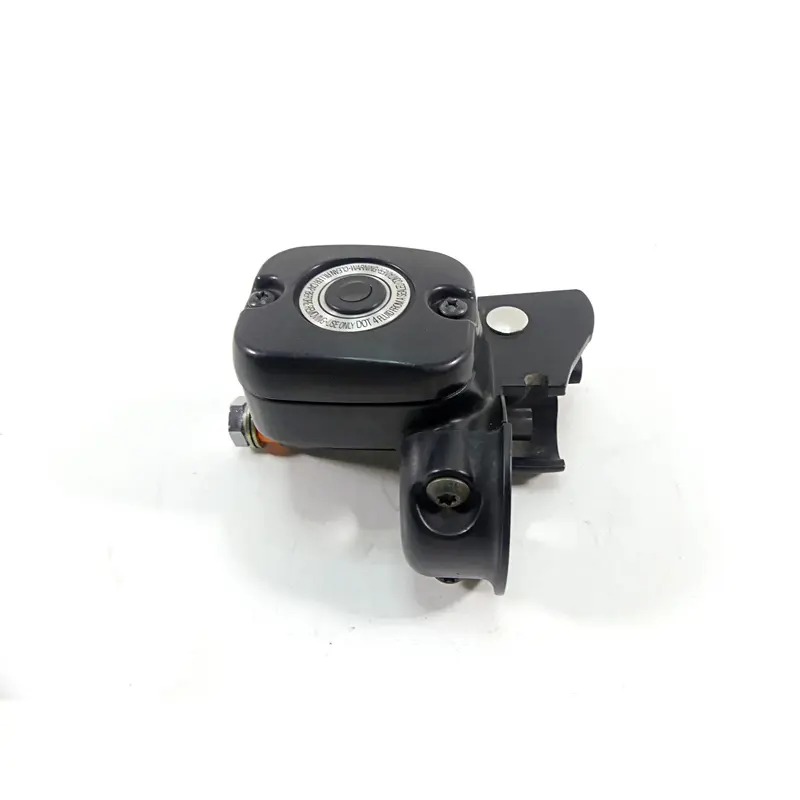 2011 Harley Softail FXS Blackline Front Brake Master Cylinder 9/16" 45029-11D