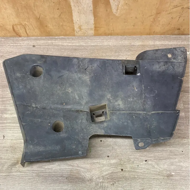 Can am outlander 400 right side inner guard