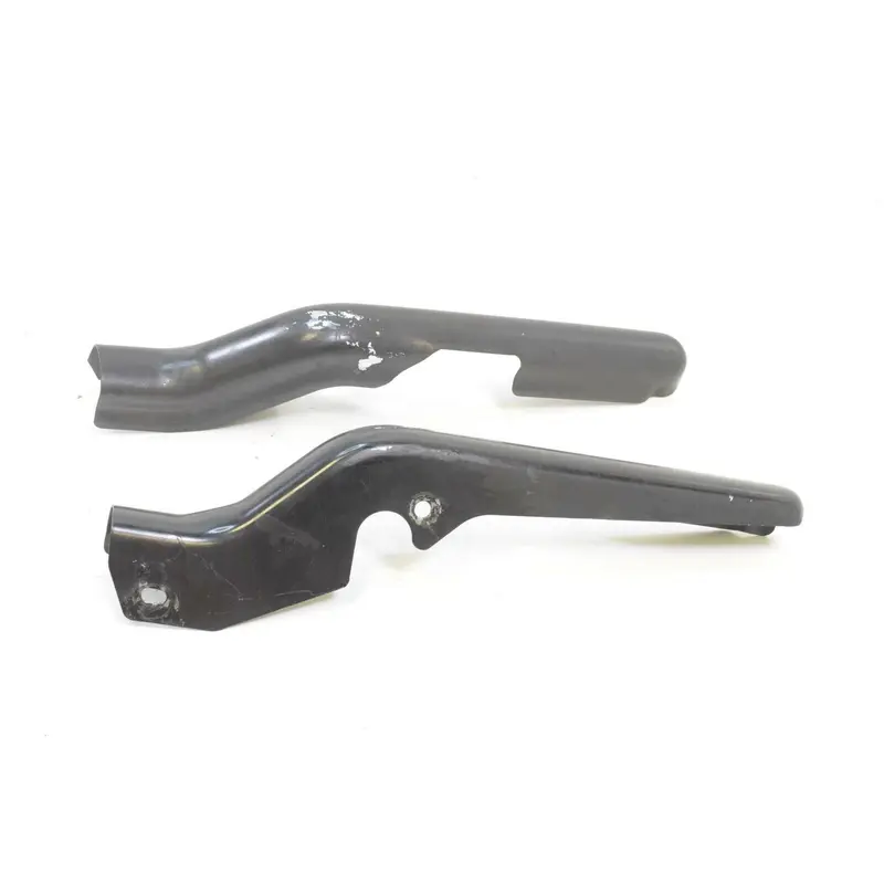 2004 Harley FLHTCSE CVO Electra Glide Rear Frame  Struts 47502-97  47504-97