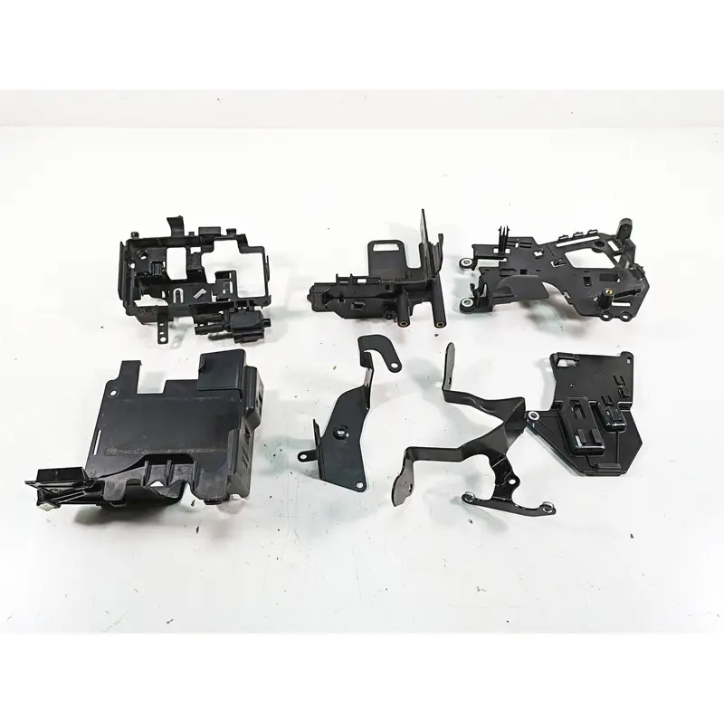 2020 Harley Softail FXBB Street Bob Electrical Carrier Plastic Set 69201632