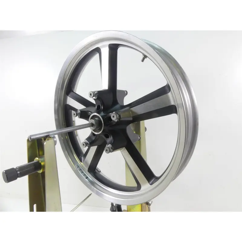 2013 Harley VRSCF Muscle V-Rod Straight Front Wheel Rim 19x3 41670-09