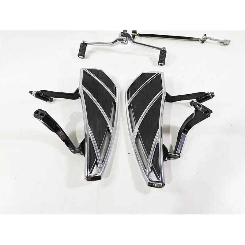 2010 Harley Touring FLHX Street Glide Kuryakyn Phanotm Floor Board Set 5792