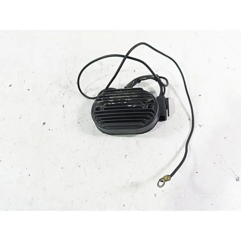 2002 Harley FLSTC Softail Heritage Classic Rectifier Voltage Regulator 74540-01