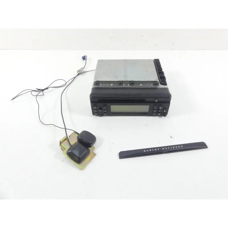 2009 Harley FLHTCU SE4 CVO E-Glide Radio Audio Stereo Cd Player Set 76160-06